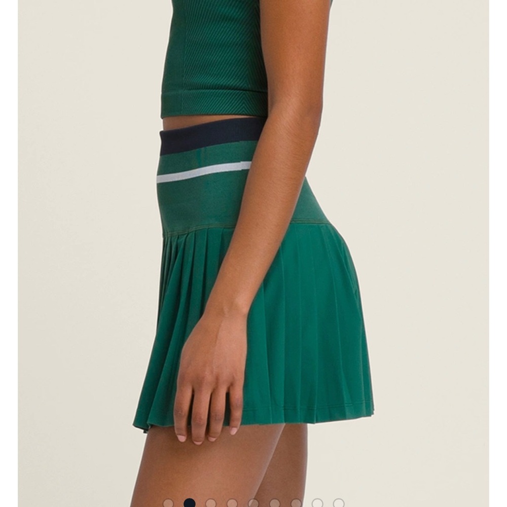 WILSON Midtown Tennis Skirt Size M